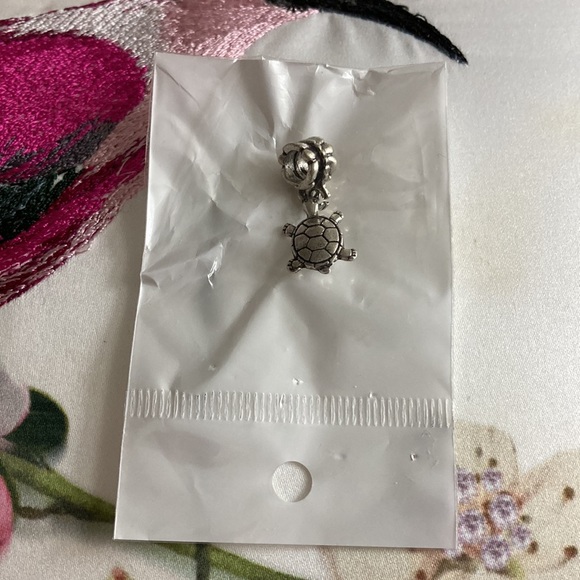 NWOT - EFFY Dark Silvertone Turtle🐢Hanging Slider Charm - Picture 5 of 11